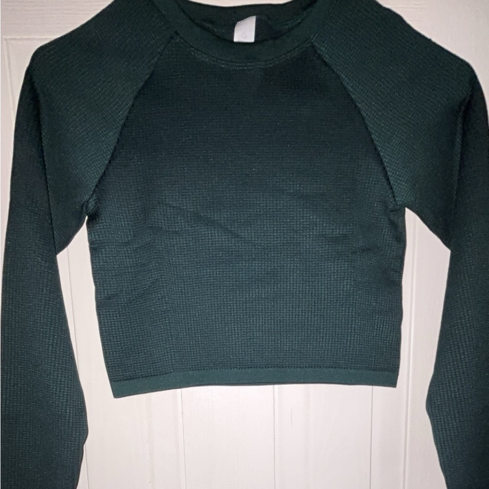 Cropped Long Sleeve